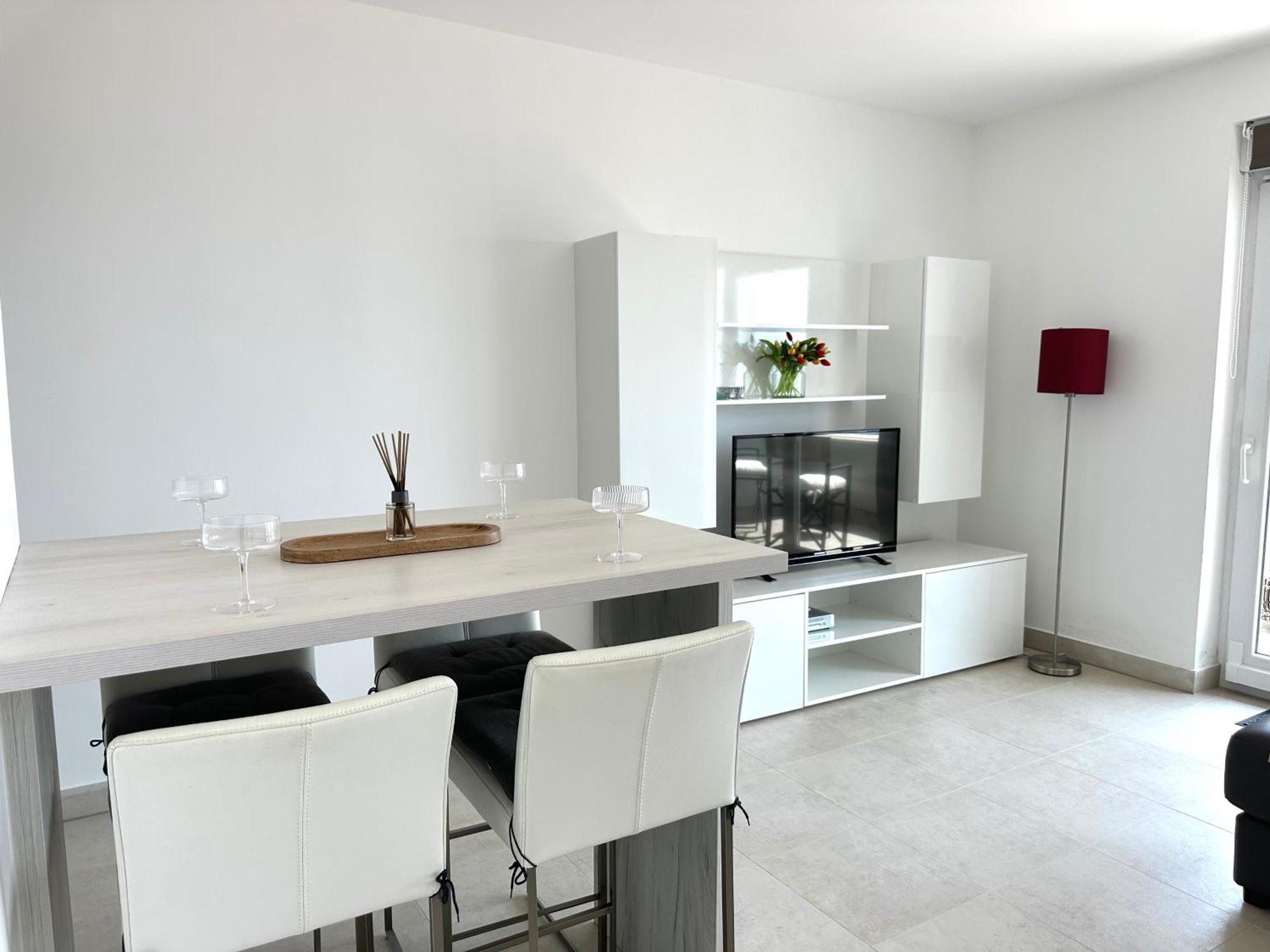 The View Apartment With Pool - Crikvenica Exterior photo